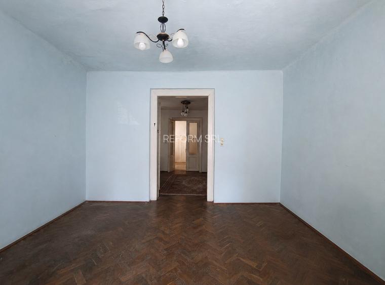 De vânzare | Casă renovabilă cu teren 601 mp | Gruia – zona 7 Străzi - 6