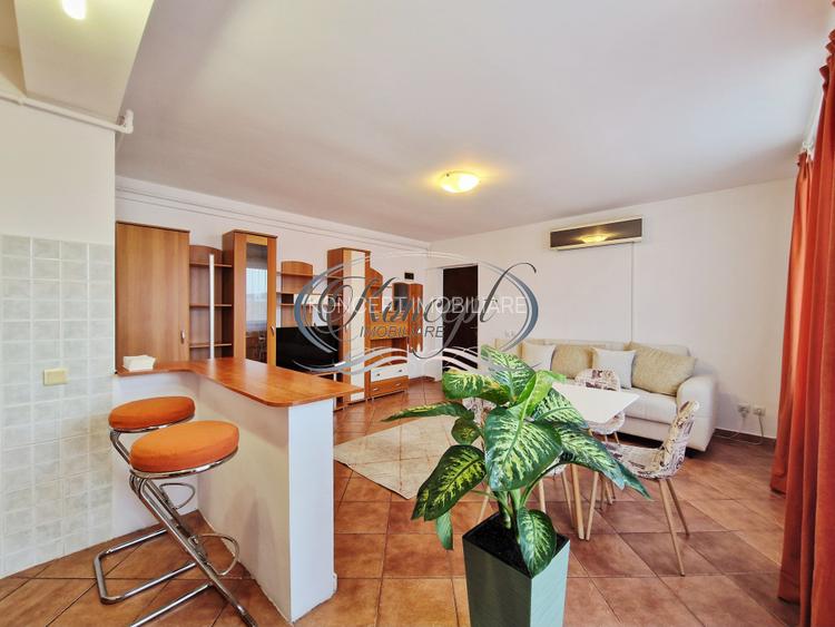 Apartament luminos in Andrei Muresanu, in vila cu parcare acoperita  - 2