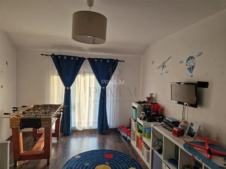 Duplex mobilat utilat - canalizare - camere video - zona excelenta - 12