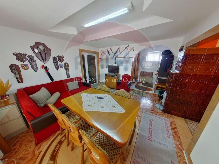 Casa / Vila cu 16 camere de vanzare in zona Bobalna - 4