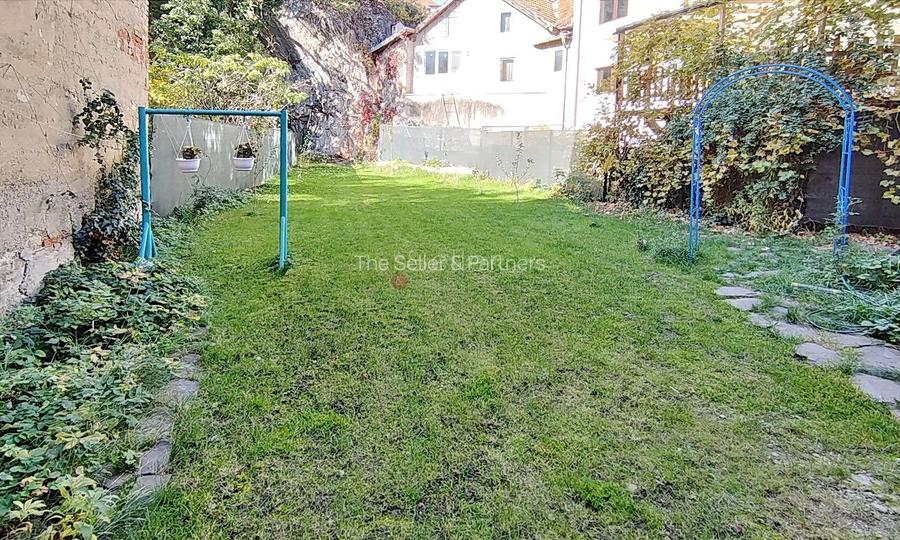 Casa cu gradina centru istoric - 4