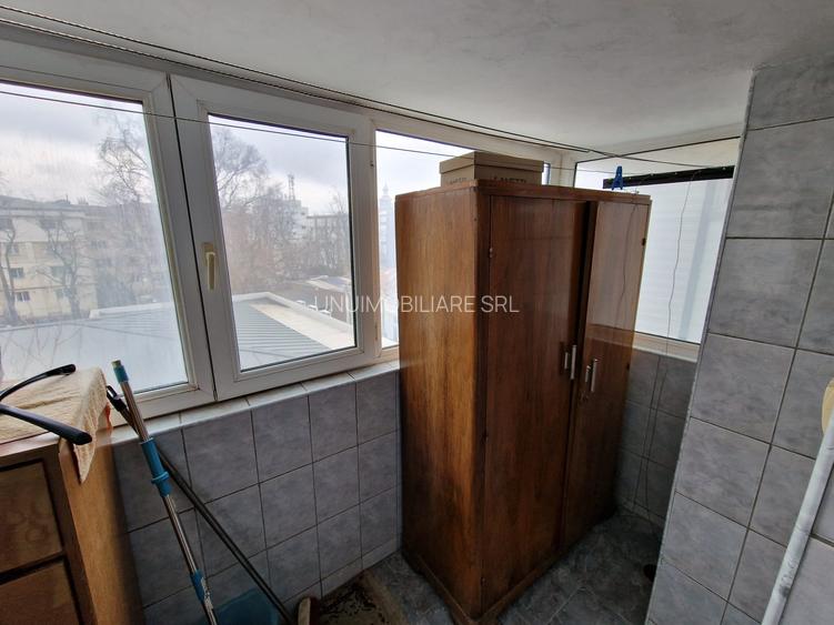 Apartament 3 camere Strada Cuza Voda - etaj 3 - 77 mp - 5