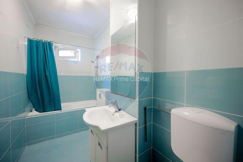 De vânzare apartament  cu 3 camere în zona Nufărul - 2