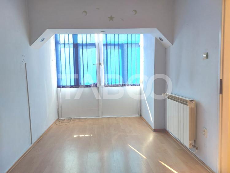 Apartament 50 mpu 2 camere etaj 3 pivnita Piata Noua Cisnadie - 8