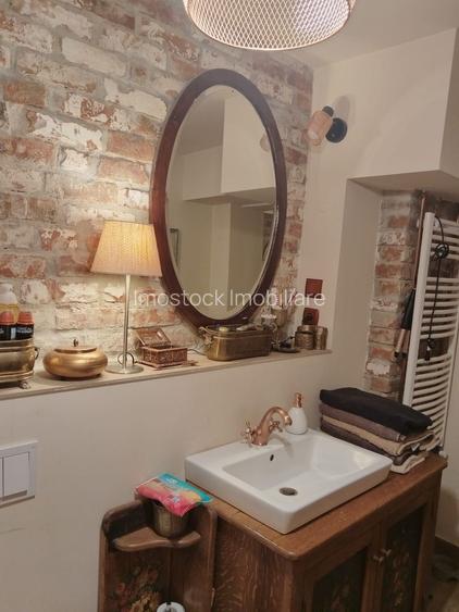 Casă -zona Liviu Rebreanu - 15