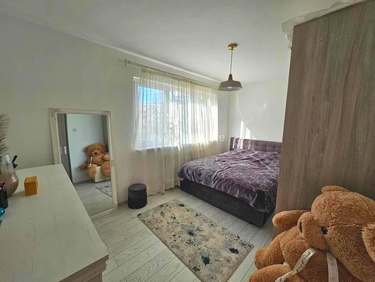 Apartament 3 camere-etajul 2-67mp-Podu Ros-Palas Mall - 2