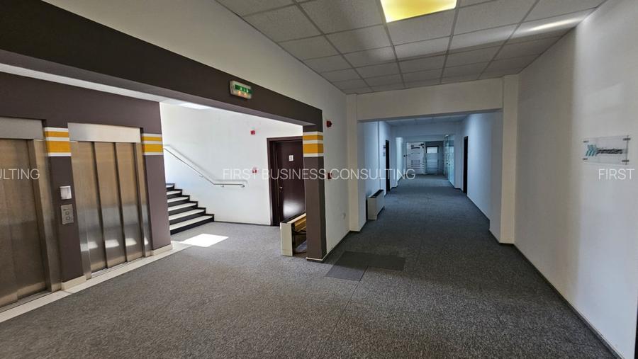 Spatiu de Birour in Cladire de Birouri 130 mp - 10