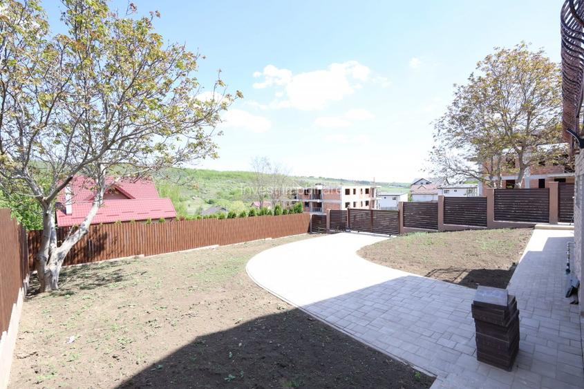 Vila finalizata, disponibila cu 600 sau 1000 mp teren, Rediu, IASI - 2