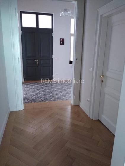 Spatiu de birou in zona Pietei Avram Iancu - 11