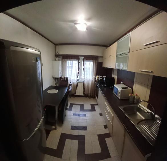 Dacia -Apartament 3 camere-2 bai - 2