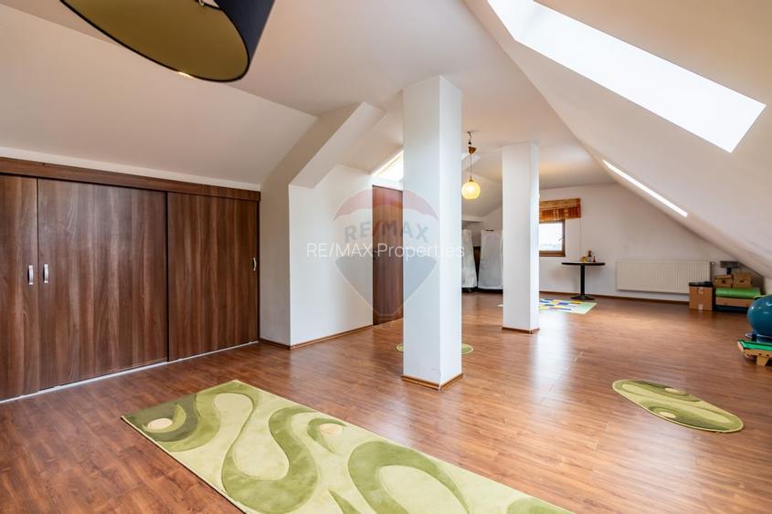 Casă / Vilă în Buftea, toate utilitatile, langa lac, autobuz, magazine - 17