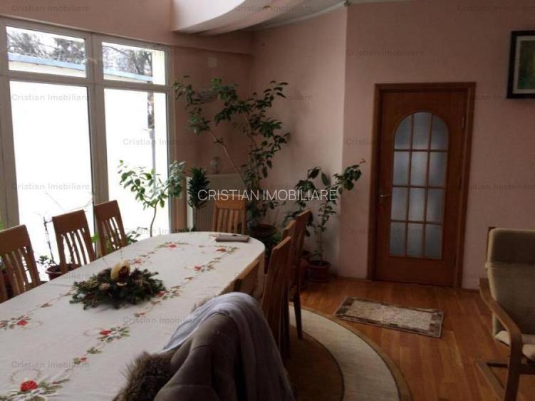 Vila 456mp utili  zona Plantelor - 11