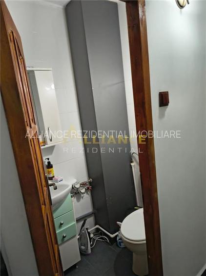 Metrou Aparatorii Patriei 5 min Ap 3 Cam Renovat 2 bai - 12