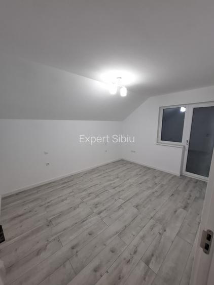 Casă nouă de închiriat 4 camere nemobilata ,în Cisnădie - 7
