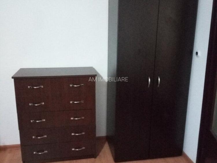 GARSONIERA GORJULUI, BUCATARIE INCHISA, METROU 3 MINUTE, LIBER - 4