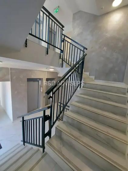 Apartament 3 camere nou lux/ 13 Septembrie /parcare inclusa/Comision 0 - 12