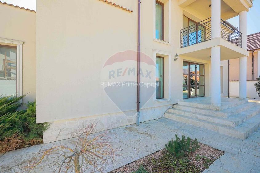 De vânzare Casă/Pensiune în zona Nufărul - Sânmartin - 50