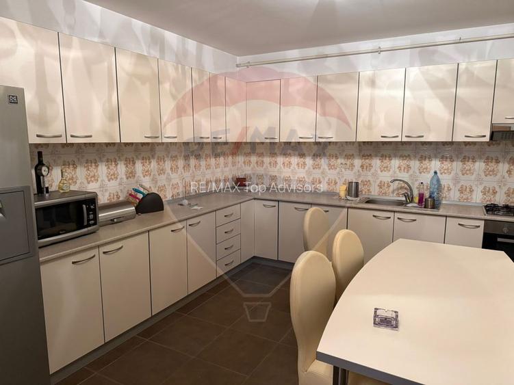 VANZARE Apartament cu 3 camere in zona Voluntari - 8