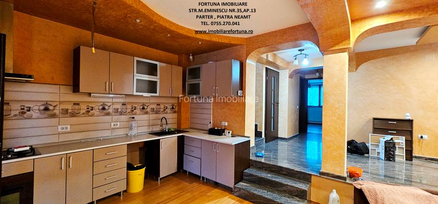 Vila cocheta prevazuta cu beci, terasa, piscina, anexa si teren - 7