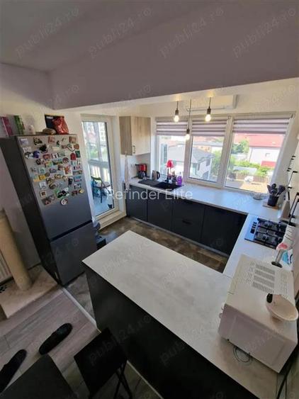 vanzare apartament 2 camere | Metrou  1 Decembrie | bloc 2021 | dec | et 3/6 | m - 3