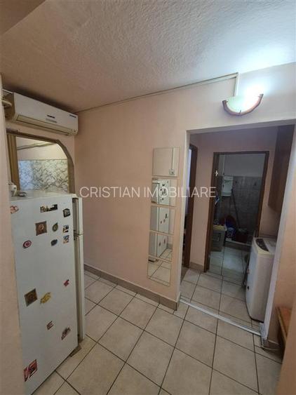 2 camere etaj 3, confort 2 Decomandat, Viziru 1 - Pistruiatu - 4