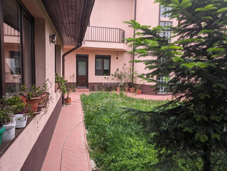 Eleganta si generoasa,robusta,str.linistita,sens unic,curte verde,intimitate,lux - 15