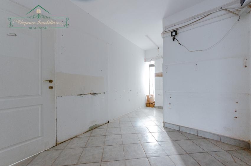 Spatiu Comercial/Showroom 380 mp utili, Terasa 75 mp, Zona Aradul Nou, Arad