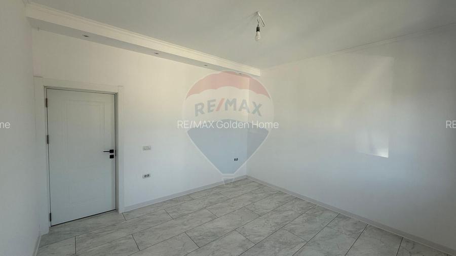 Casă / Vilă cu 4 camere strada Verde! - 7