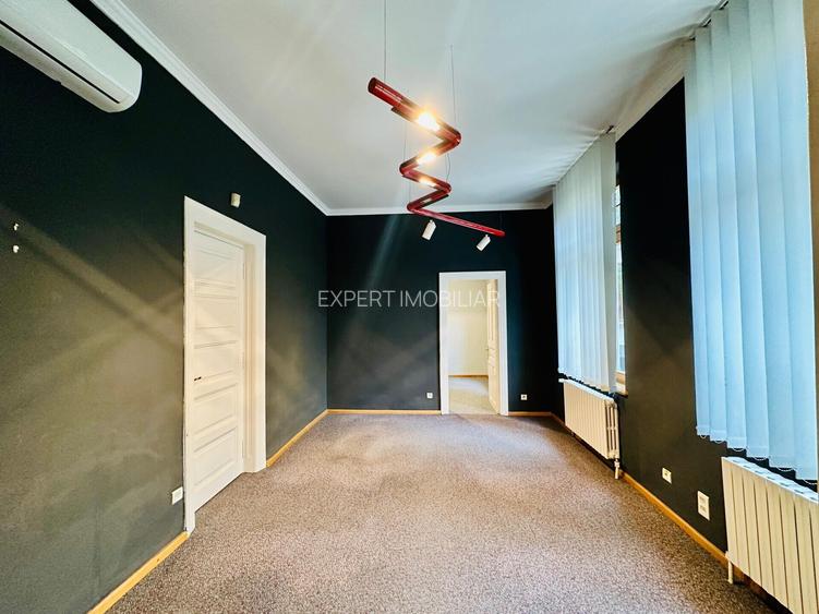 UNIRII - Palatul Parlamentului BIROURI in vila D+P+1+M 500 mp utili - 3