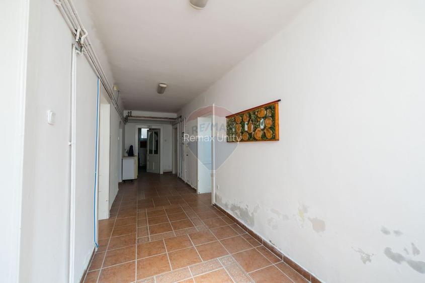 Spatiu birouri Centrul Civic Brasov AFI Mall 200 mp D + M - 22