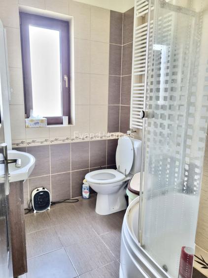 Casa individuala cu 5 camere in zona linistita - Mosnita Noua - 10