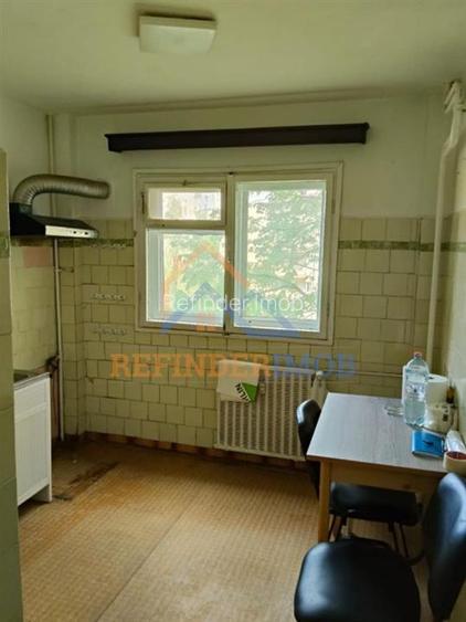 Tineretului – 3 camere decomandat, 70 mp, etaj 5/10, lângă Palatul Na& - 9