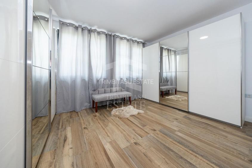 Sanpetru ,Subcetate-Casa 4 camere,3 bai+480 mp teren - 42