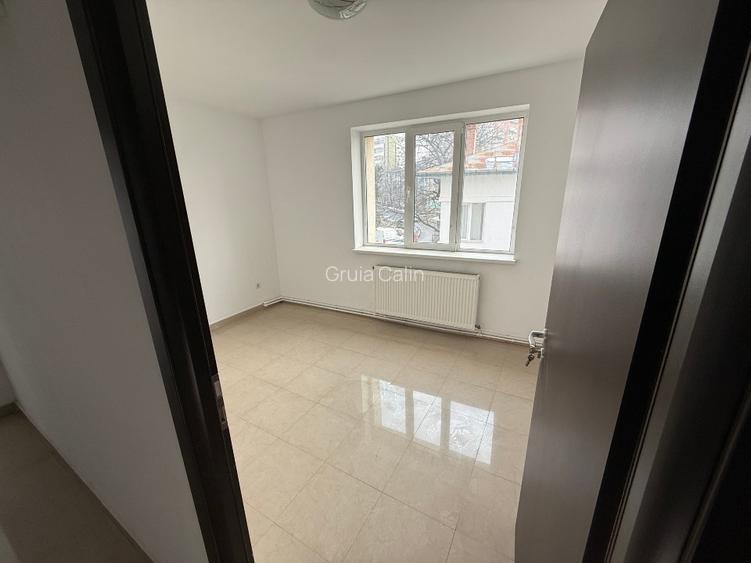 Casa de inchiriat - Ultracentral 324 mp utili + curte  - 3