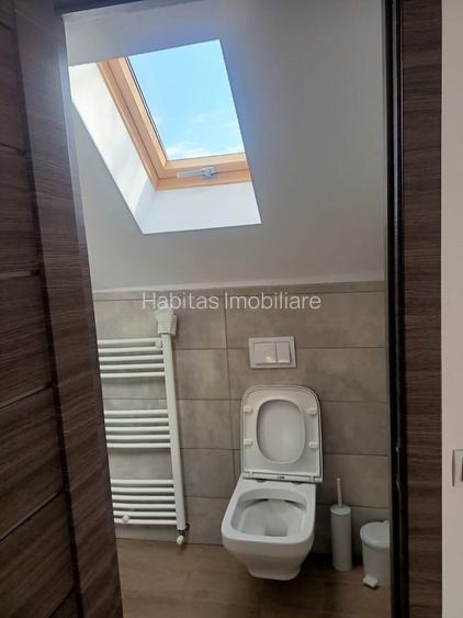 Casă compusa din 3 apartamente, P+E,  zona central - 17