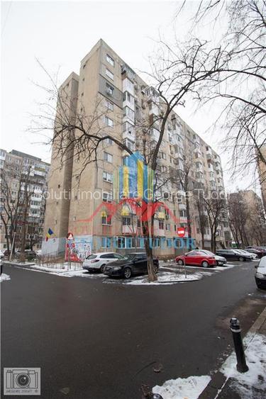 Ap. 3 camere,51 mp (cu centrala termica) Aleea Campul cu Flori 3, Bl M49, Sect.6 - 30