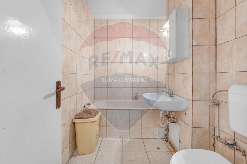 Apartament cu 2 camere de vânzare - zona Alfa - 8