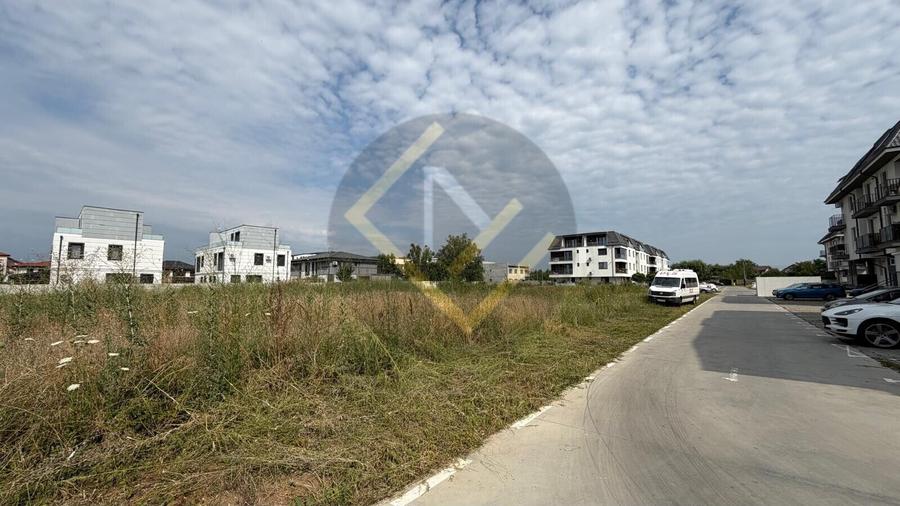 OTOPENI - Prel. 23 August - Vanzare Teren !