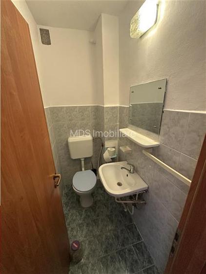 3 camere etaj 3 Aradului - 12