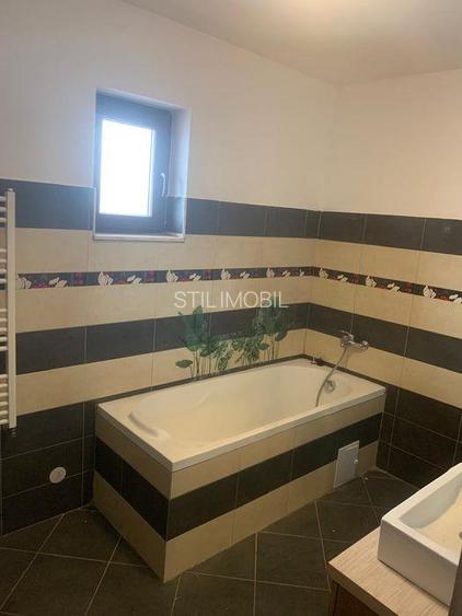 Casa/Vila Tatarasi - 740 euro - 15