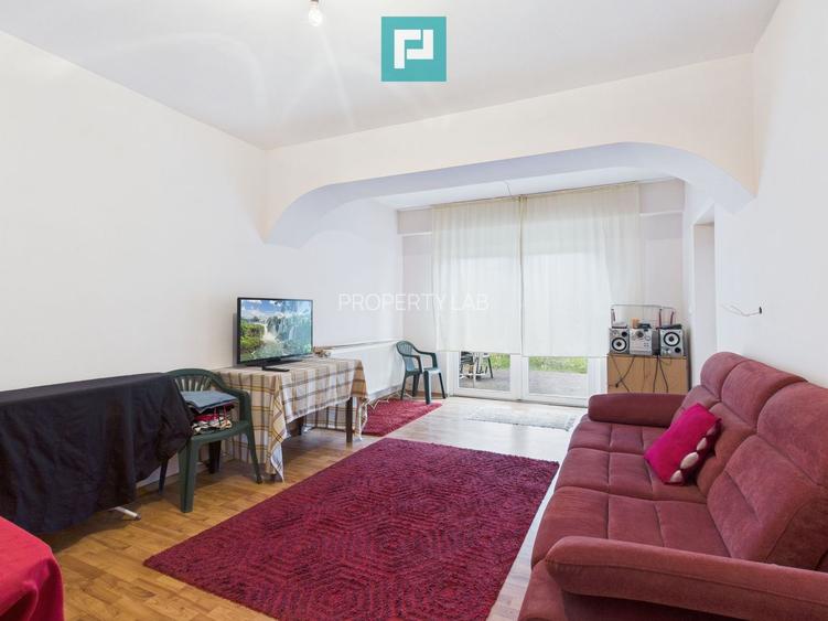 Casă cu 5 camere în Remetea Mare - 13