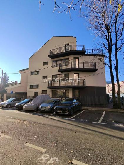 Casă Bd. Al. Obregia –Proprietate versatilă, comision 0 - 5