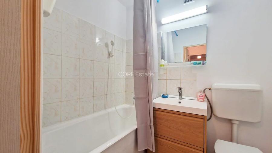 Apartament la prima închiriere după renovare completă, mobilat și utilat modern - 20