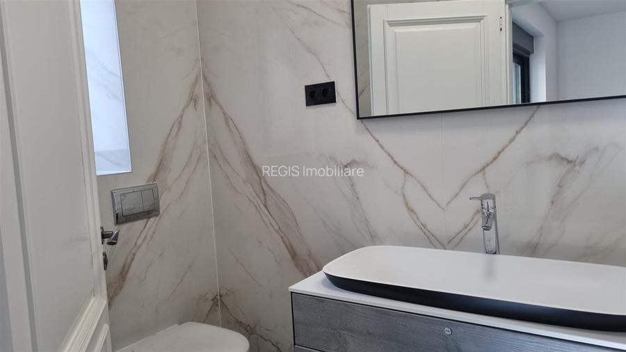 Vila - Bloc modern de 11 camere zona Centrul Civic , Onix - 27