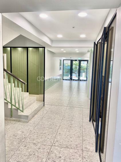 Apart 3 camere, decomandate, mobilat, utilat, loc de parcare, zona Prima Nufarul - 12