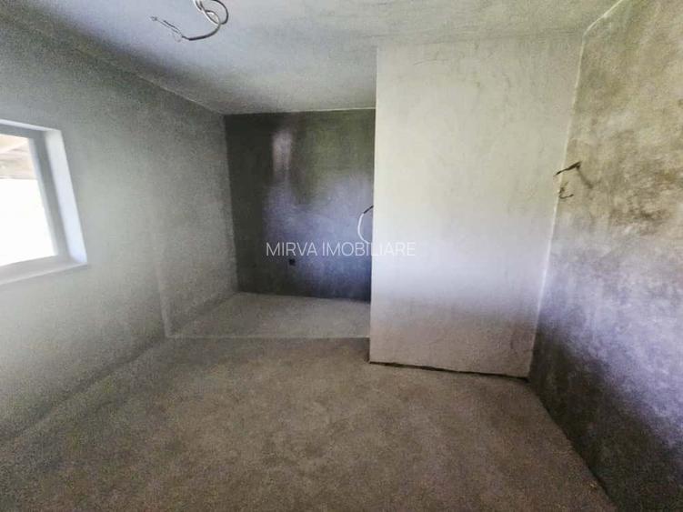 Vilă luminoasă, 4 camere, cu teren generos – Com. Plopu - 53
