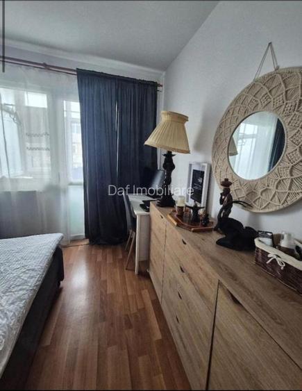 77000 euro -Dristor metrou -2camere-et 2din 4 -centrala proprie - 5