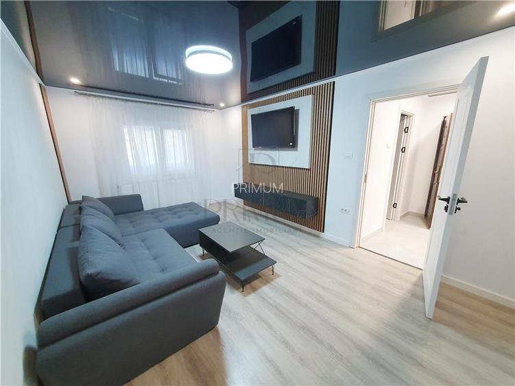 LIPOVEI - 3 CAM - CT PROPRIE - DECOMANDAT - BALCON - RENOVAT - ZONA EXCELENTA - 2