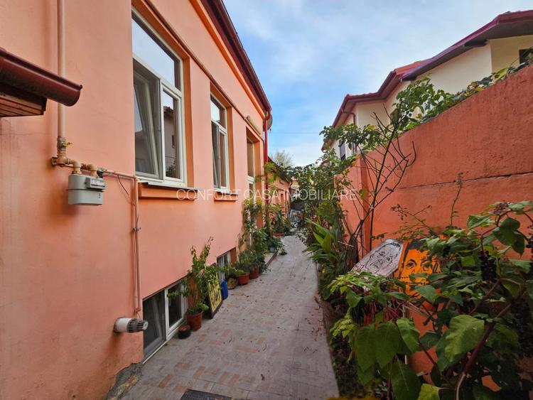 Vanzare casa 3 camere, in curte comuna, - 3