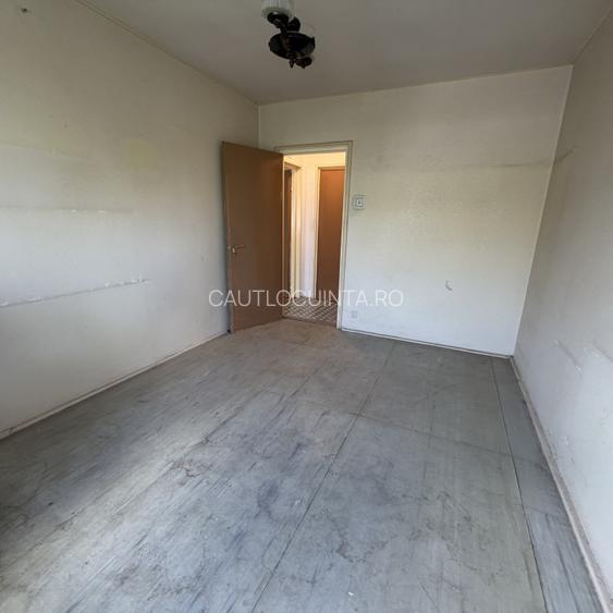 2 camere | De renovat | Drumul taberei | Romancierilor | Metrou 2' - 5